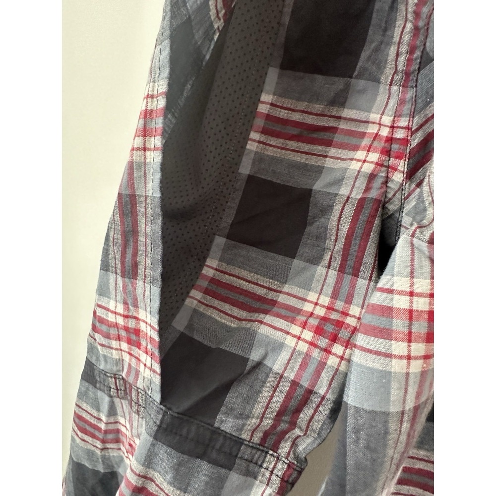 Small ATG Wrangler Men Blue Plaid Shirt All Terrain Gear Button Up Long Sleeve - Picture 3 of 4